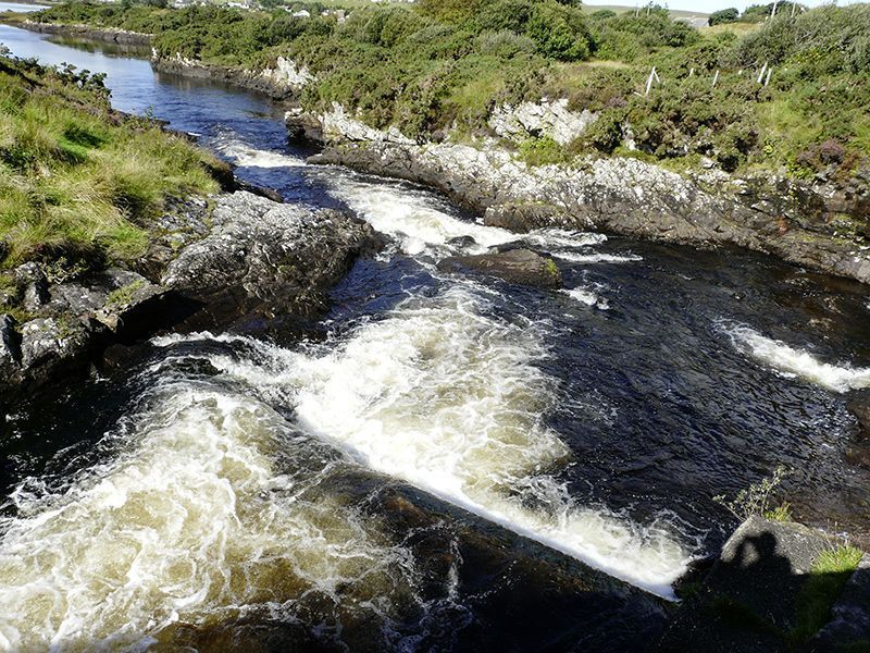 3011 3070 Irland Fluss Einleitung