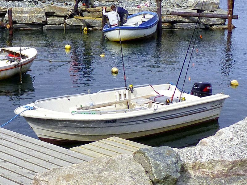 Angelreisen Norwegen Boote 40911-40918 Halsnøy Boot 15-16 Fuß / 10-15 PS, Steuerstand