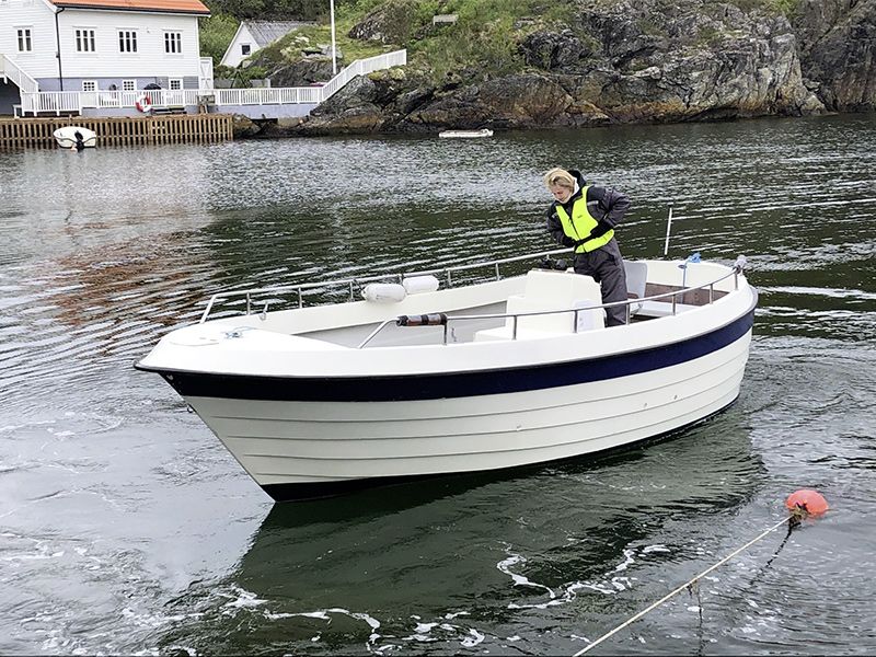 Stangeneset - Dieselboot 22 Fuß, 27 PS mit Echolot und mobilem Kartenplotter. Schwimmwesten vorhanden.