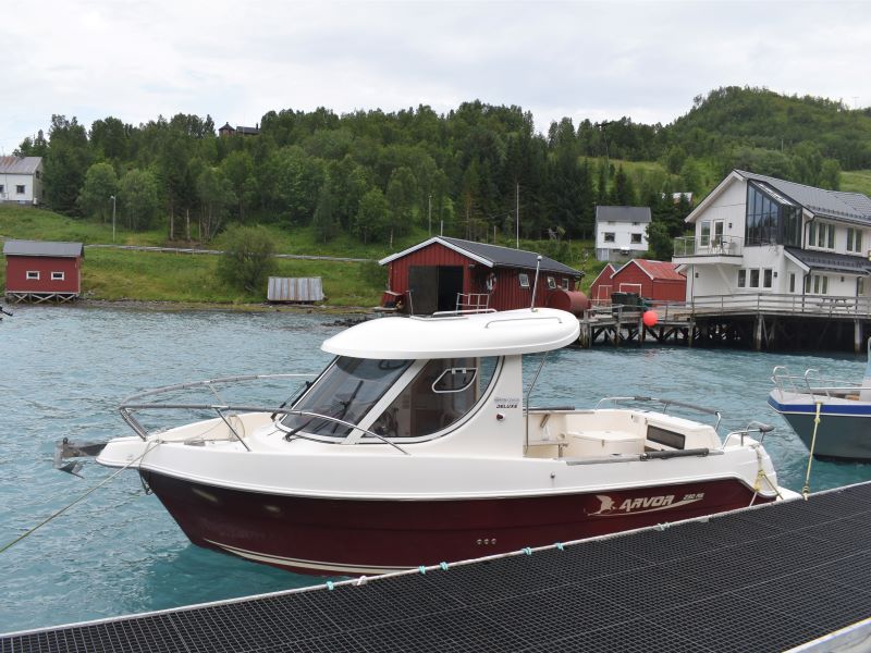 Angelreisen Norwegen Boote 43561-43564 Koppangen Brygger Kabinendieselboot Arvor 24 Fuß, 150 PS, Echolot, Kartenplotter