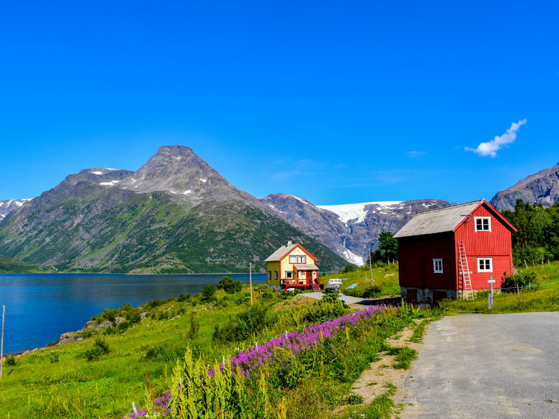 Norwegen | Troms og Finnmark | Gletscher am Fjord