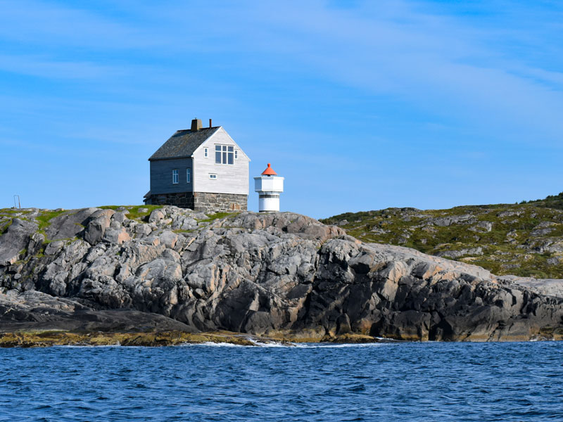 Norwegen | Trøndelag | Haus am Meer