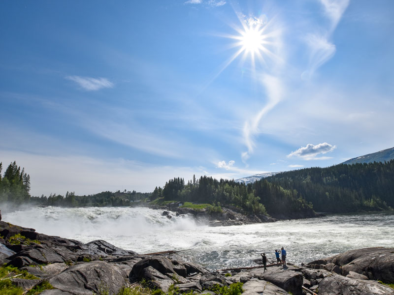 Norwegen | Nordland | Stromschnelle