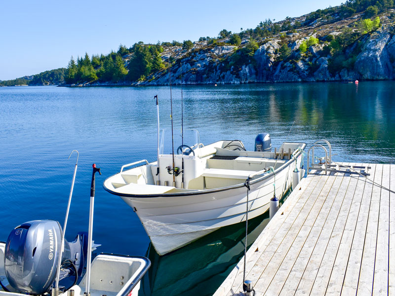 Angelreisen Norwegen 41106 Hytte Løo Boot 21 Fuß, 60 PS, 4 Takt mit Echolot und Kartenplotter (Øien 620 F)