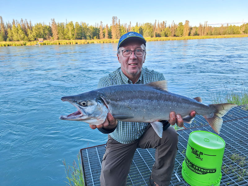Angelreise Alaska Lachs am Fluss